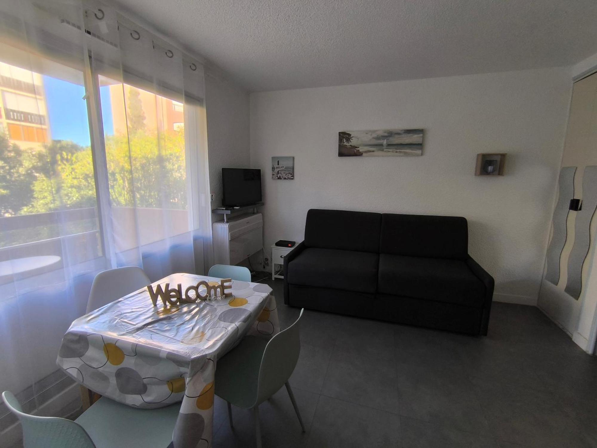 La Desirade Avec Parking- Port - Wifi Couchage En 160 Neuf Apartment Agde